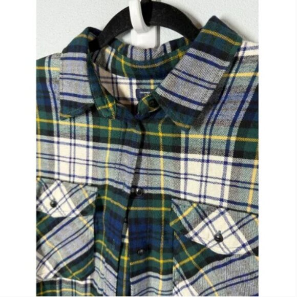 GAP Cropped Plaid Flannel Button Up size Medium TALL - Picture 3 of 7